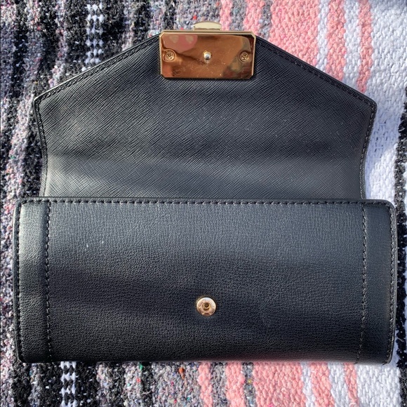 MICHAEL KORS WALLET - Picture 3 of 5